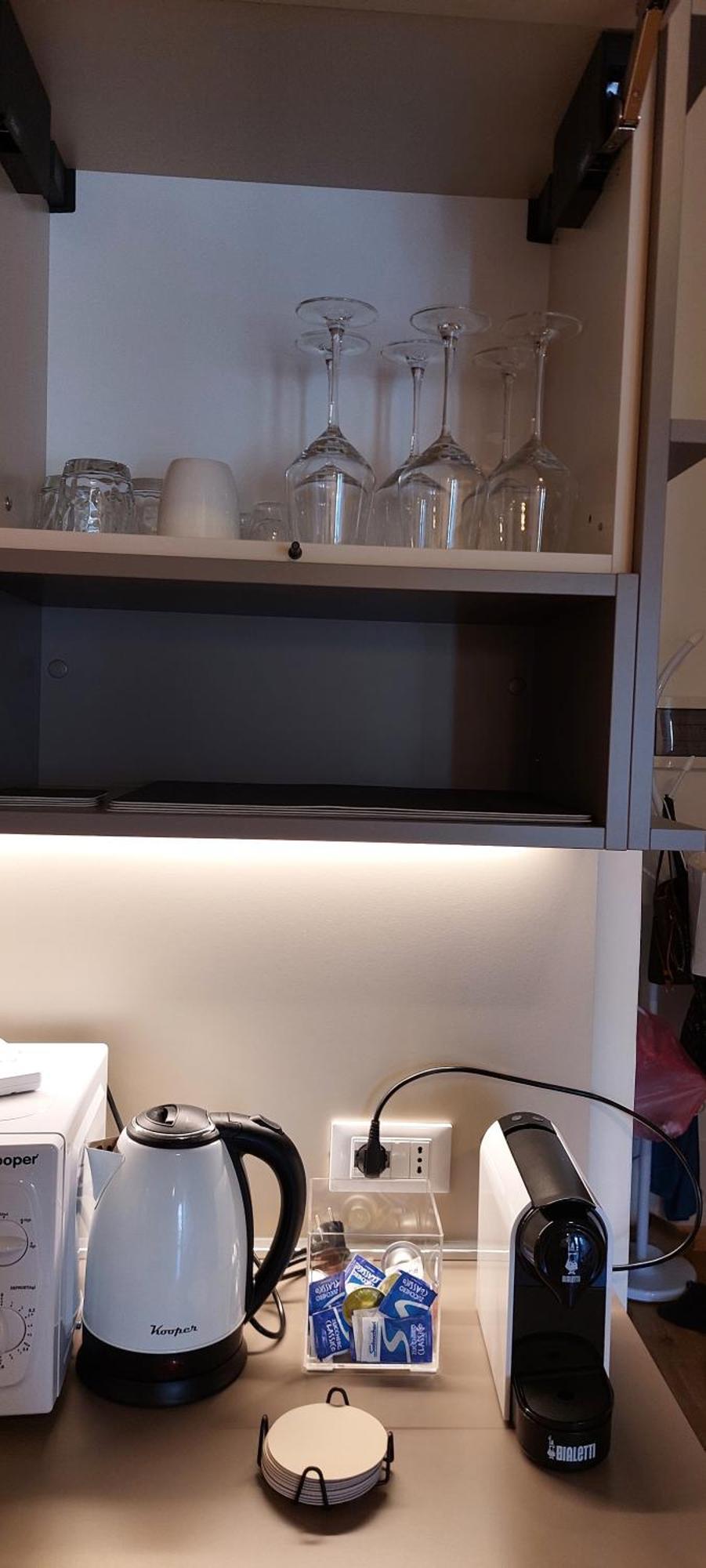 Arthome Apartment *